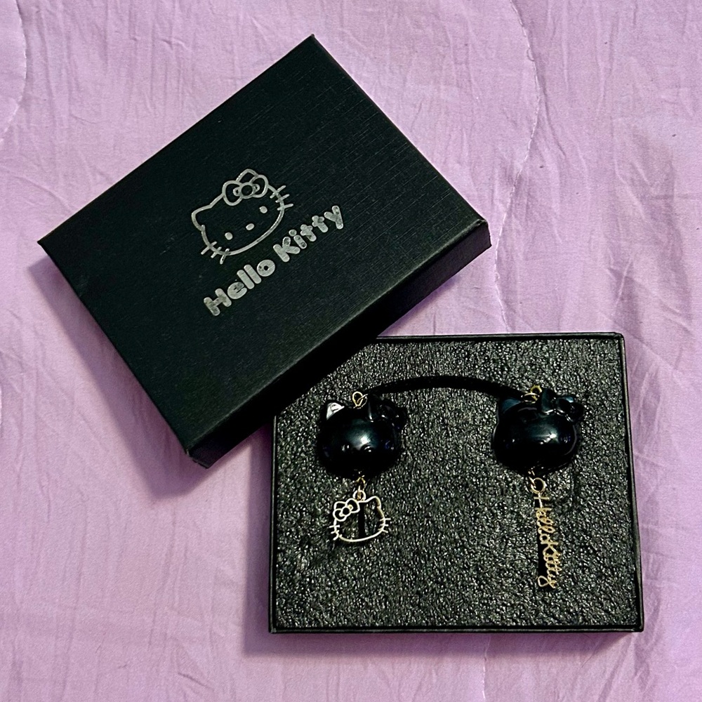 Hello Kitty Car Charms - Picture 1 of 6
